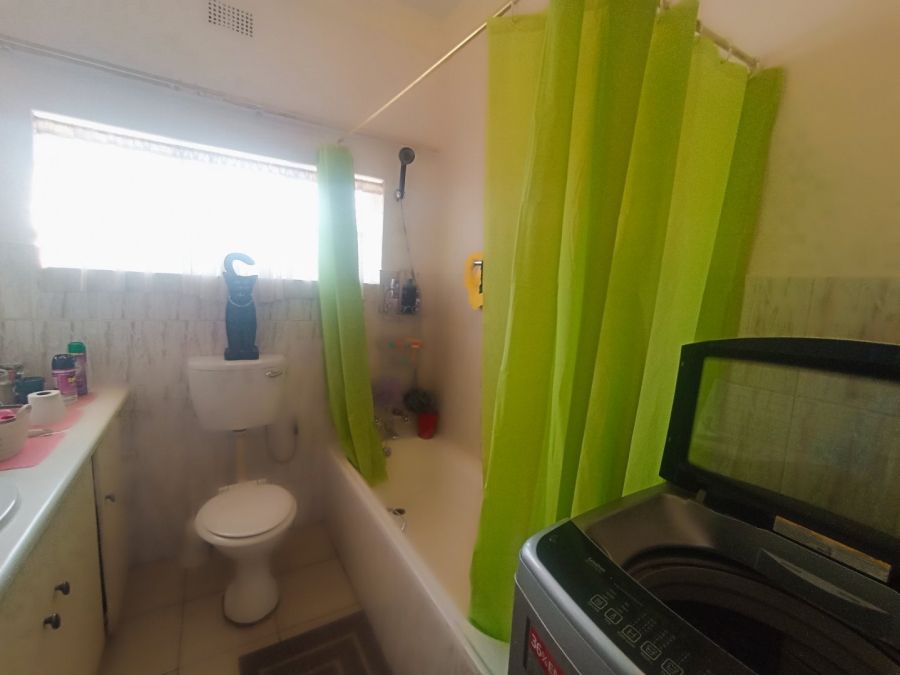 3 Bedroom Property for Sale in Potchefstroom South North West